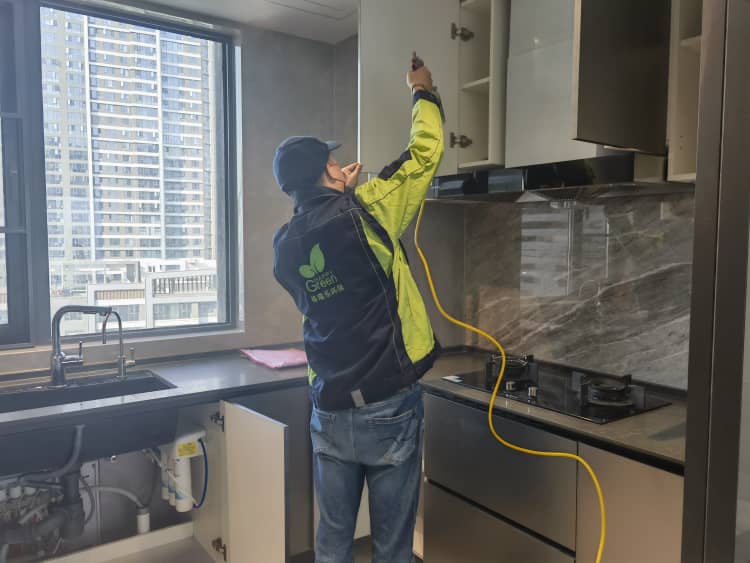 武漢除甲醛選國企校企？格瑞樂12年靠譜